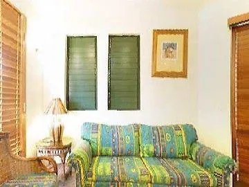 Martinique On Macrossan Aparthotel Port Douglas