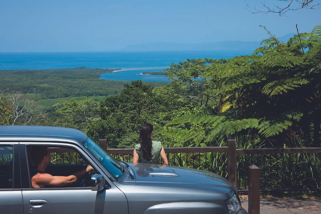 Martinique On Macrossan Aparthotel Port Douglas