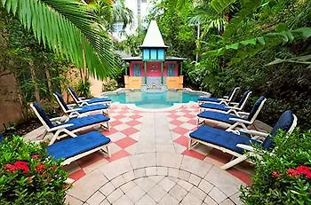 Martinique On Macrossan Aparthotel Port Douglas